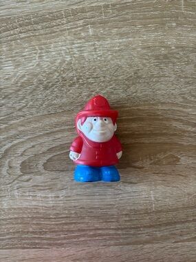 Vintage 1979 Tonka Toys Play People Firefighter fireman figure
